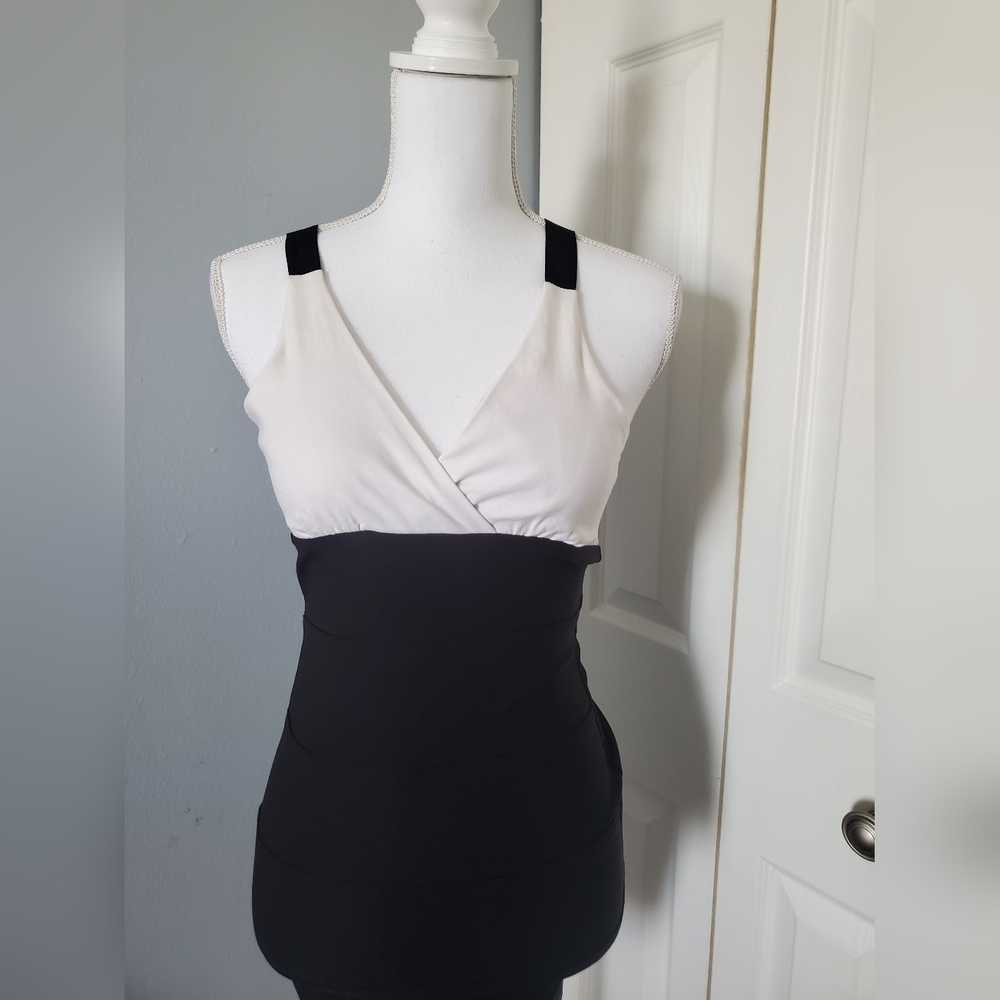 Agaci black and white dress size small